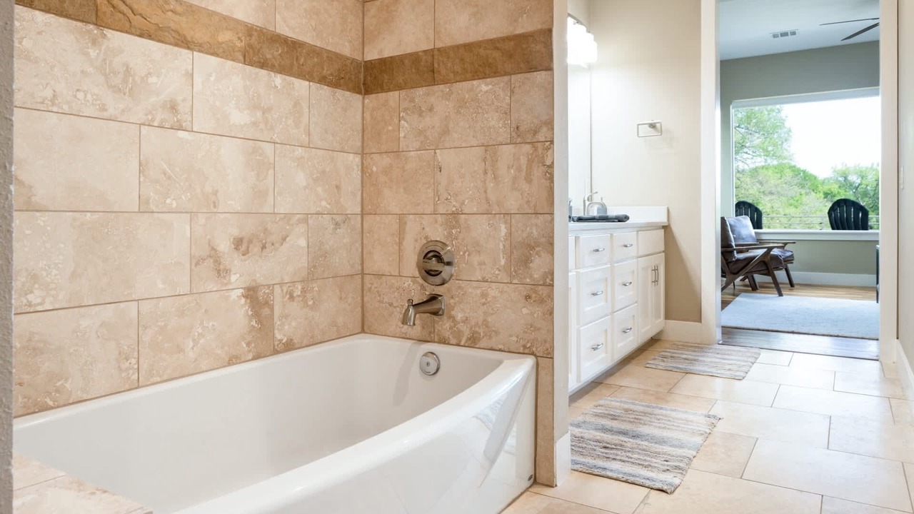 Photo of Bathroom in Chestnut