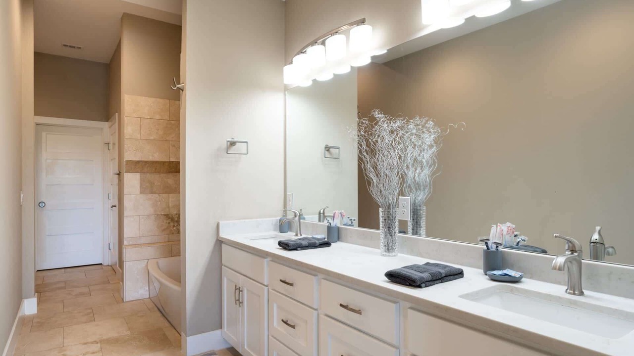 Photo of Bathroom in Chestnut
