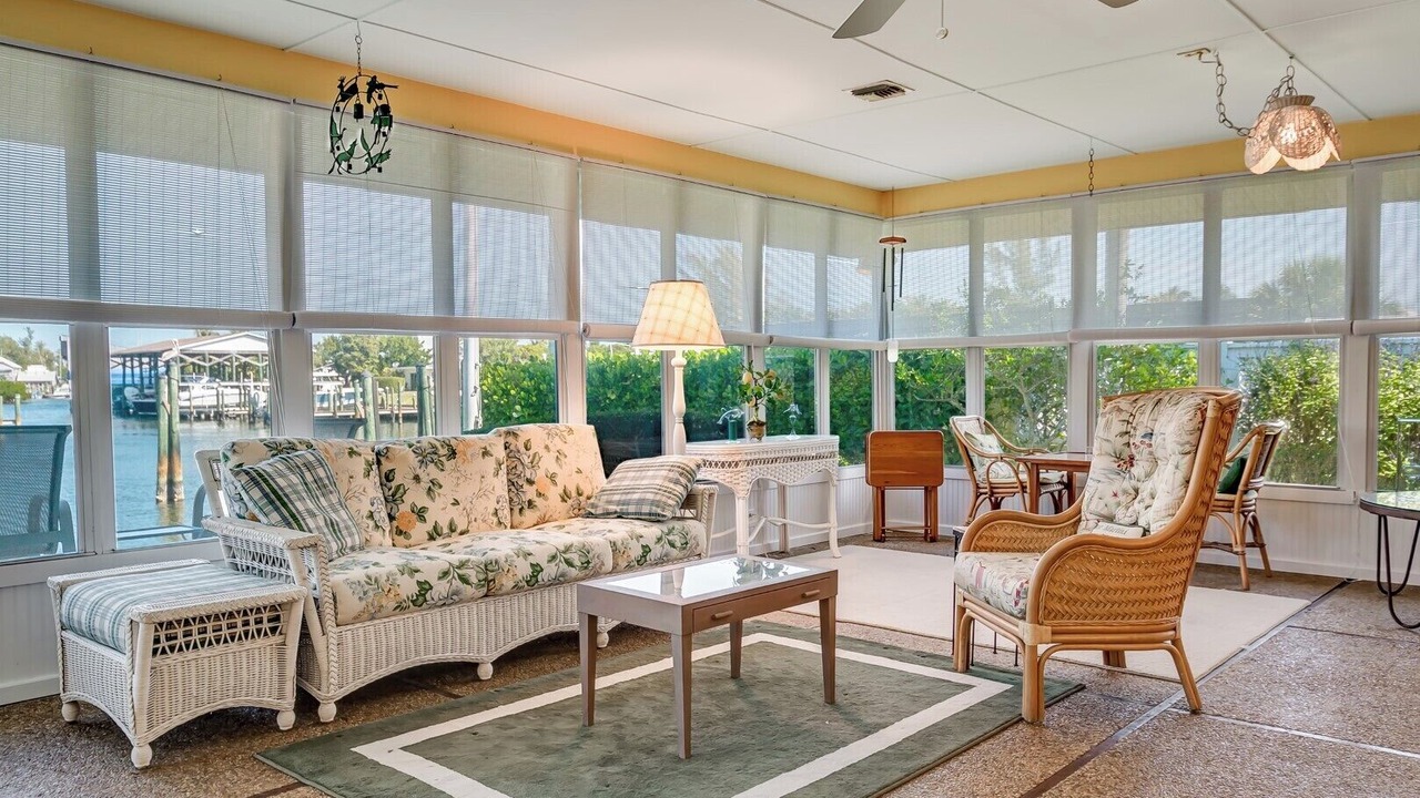Photo of Livingroom in Boca Grande