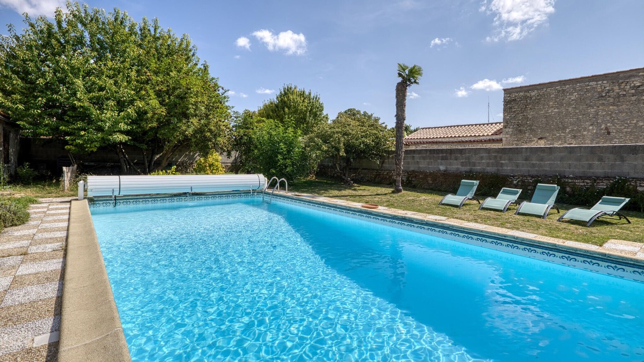 Photo of Outdoor in Clavette