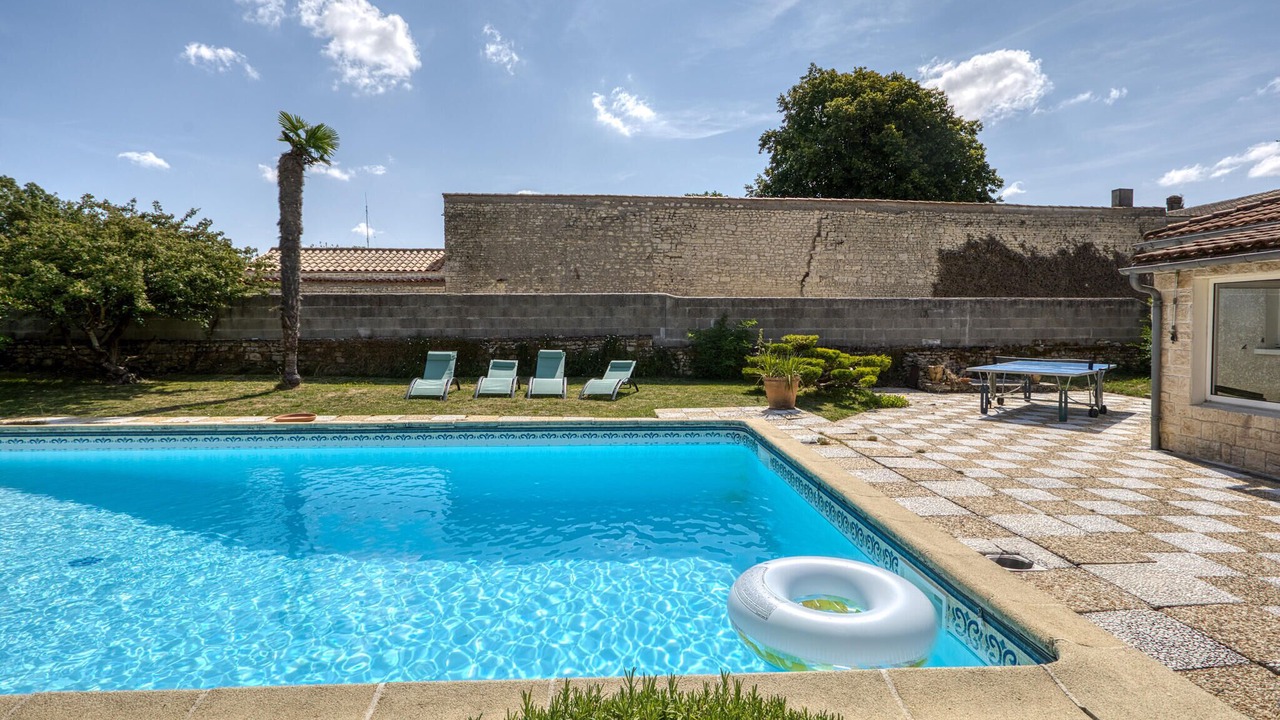 Photo of Outdoor in Clavette