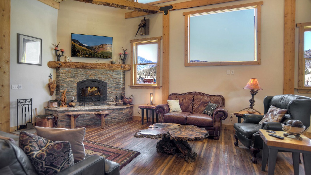 Photo of Livingroom in Creede