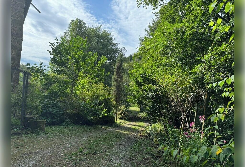 Photo of Outdoor in Soudaine-Lavinadiere