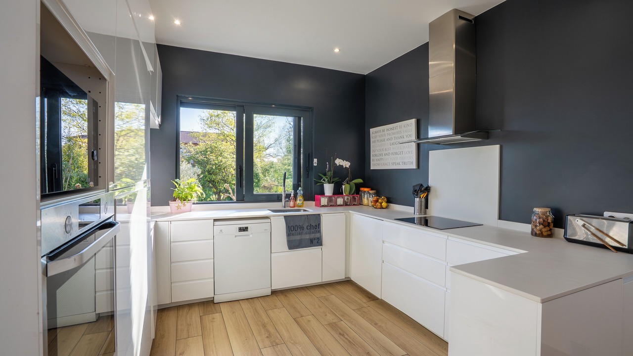 Photo of Kitchen in Pont des Demoiselles-Montaudran-La Terrasse