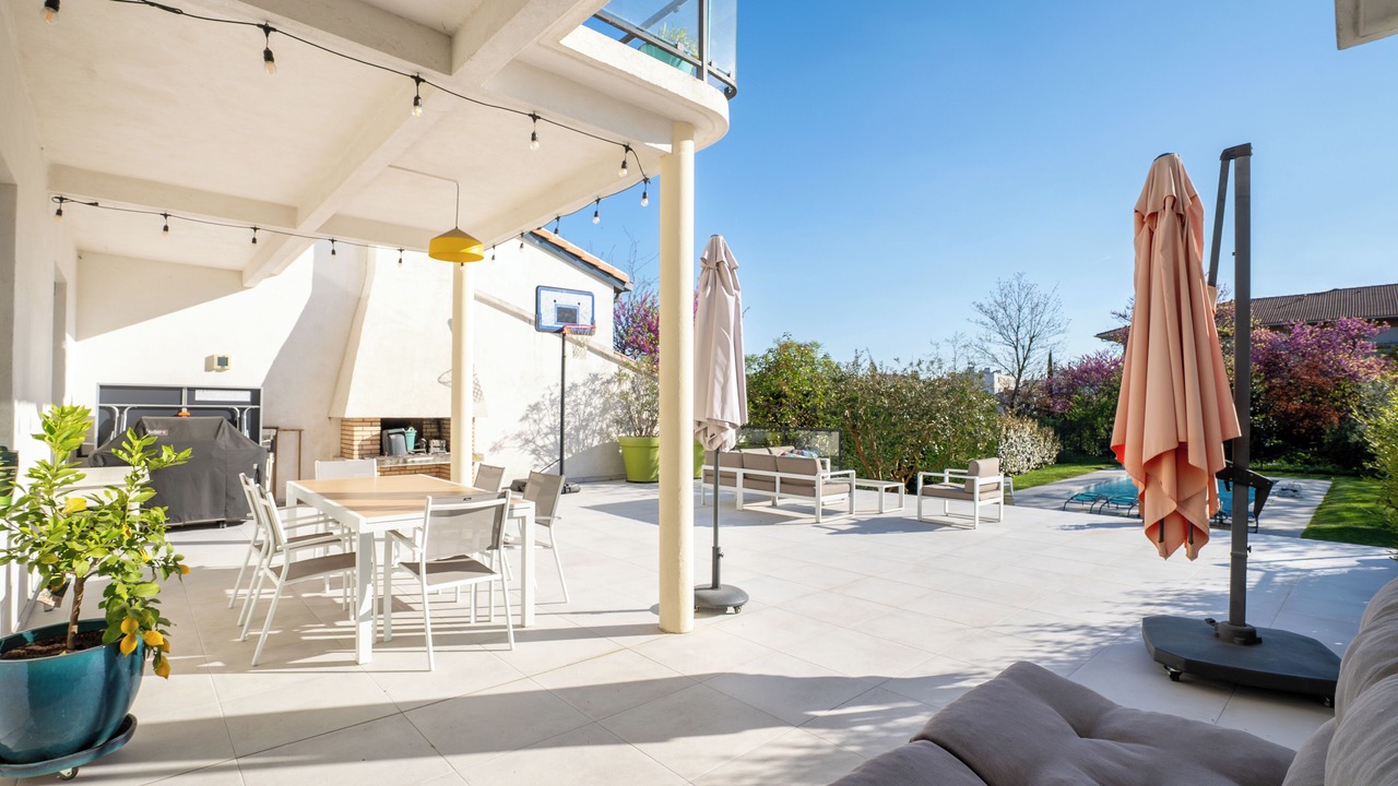 Photo of Outdoor in Pont des Demoiselles-Montaudran-La Terrasse