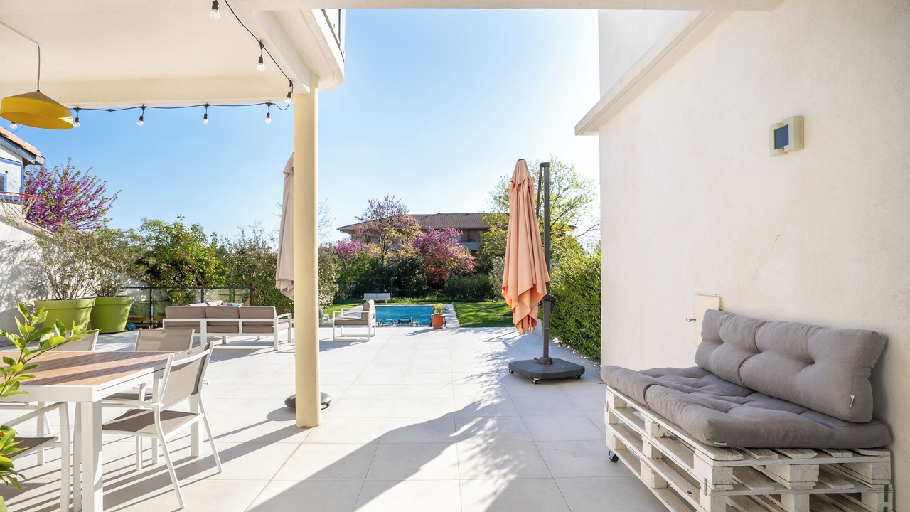 Photo of Outdoor in Pont des Demoiselles-Montaudran-La Terrasse