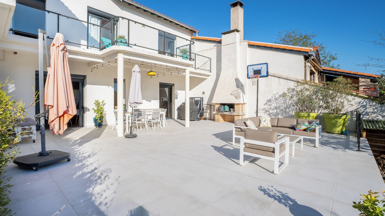 Photo of Outdoor in Pont des Demoiselles-Montaudran-La Terrasse