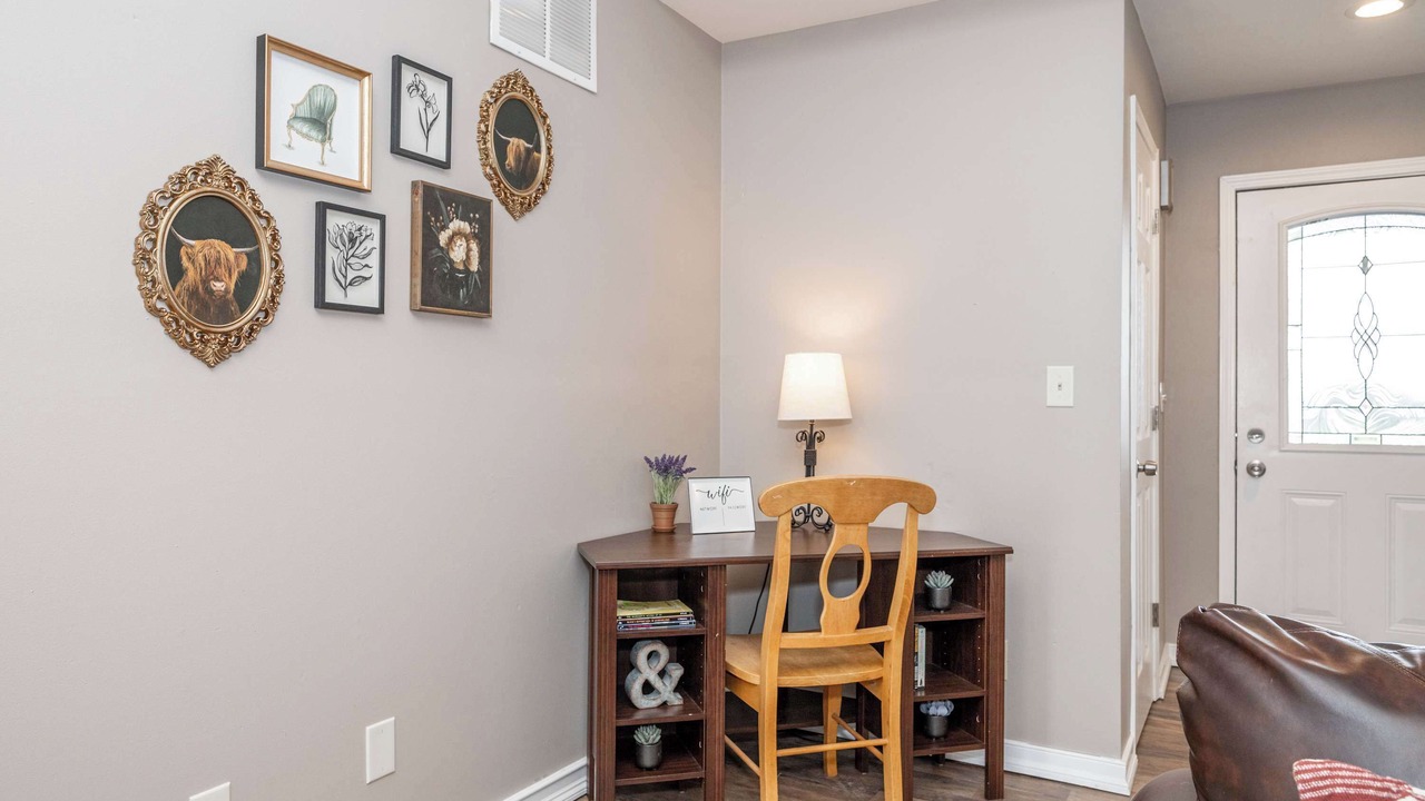 Photo of Others in Monroe