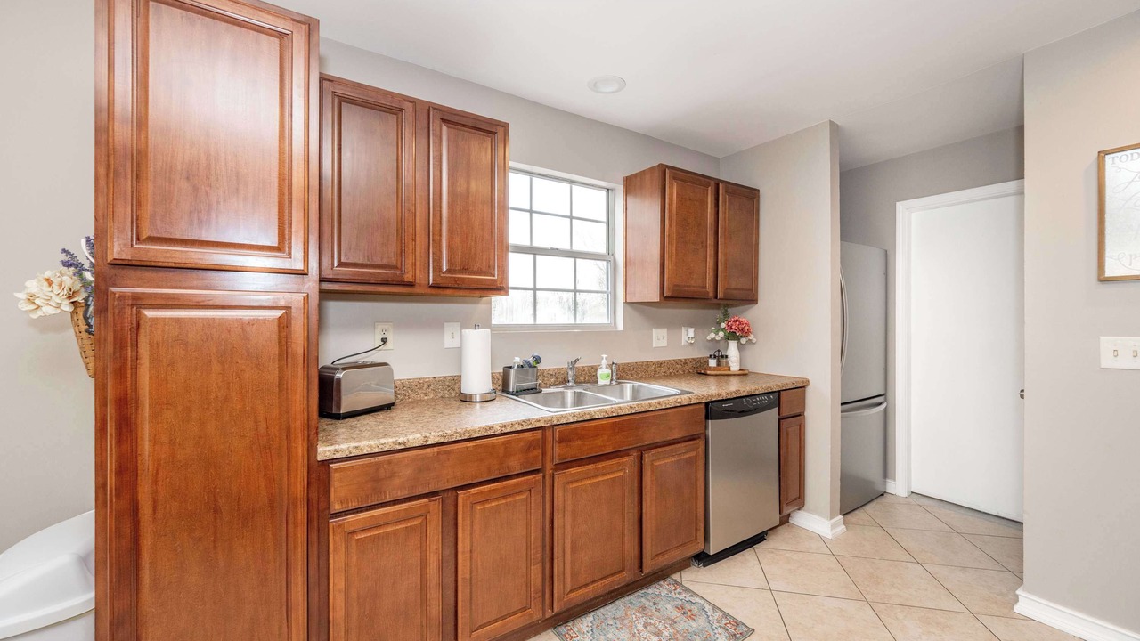 Photo of Others in Monroe