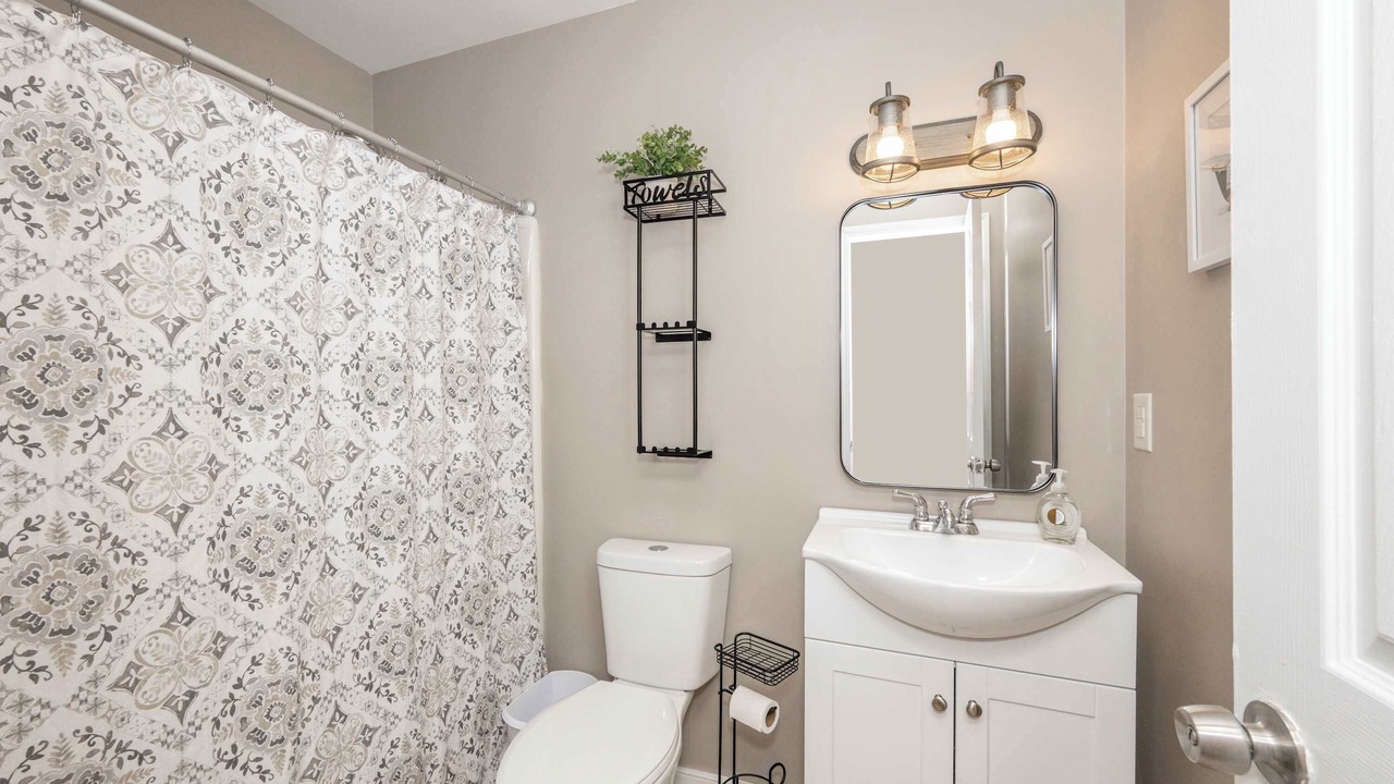 Photo of Others in Monroe