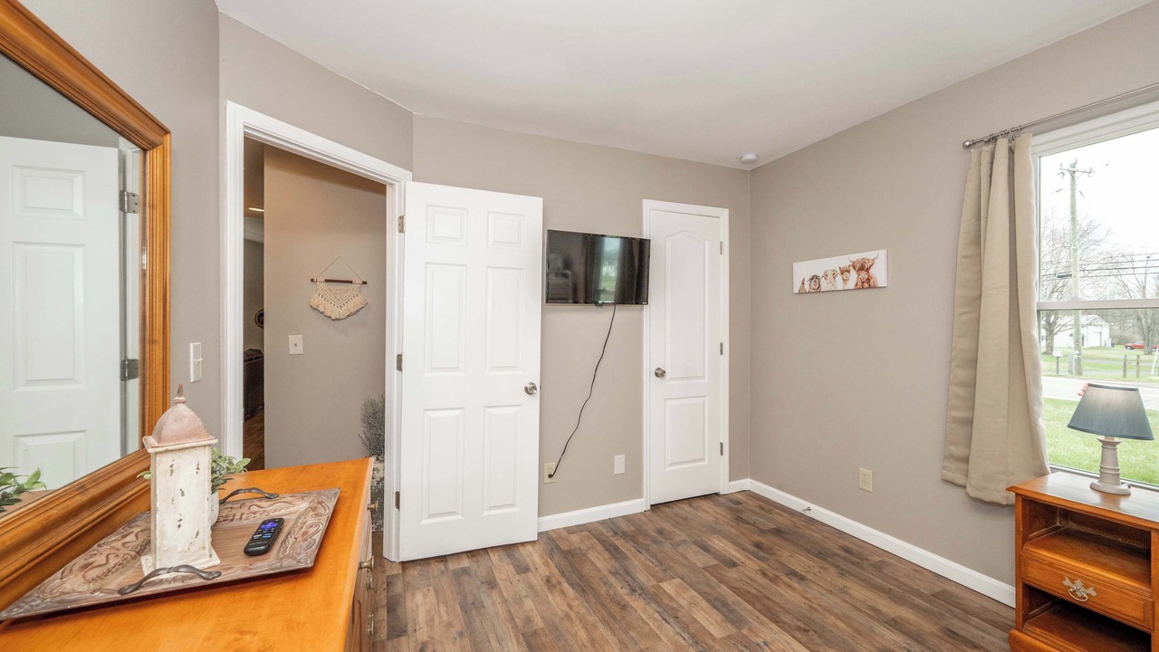 Photo of Others in Monroe