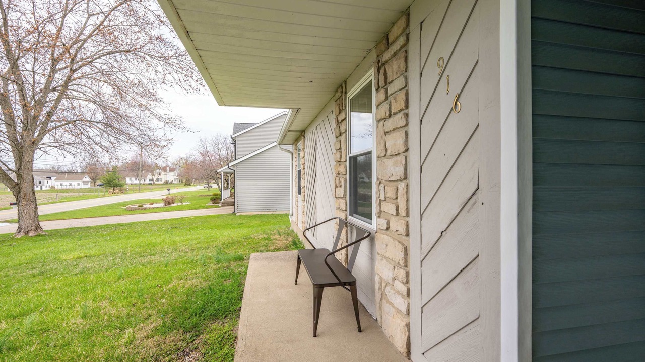 Photo of Others in Monroe