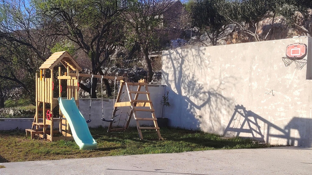 Photo of Others in Baric Draga