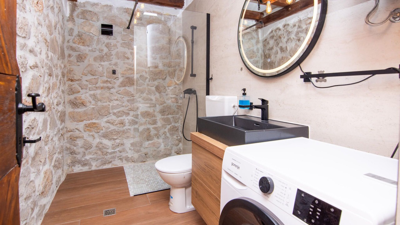 Photo of Bathroom in Skabrnja