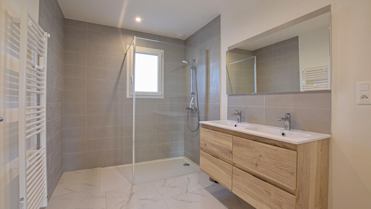 Photo of Bathroom in Bacilly