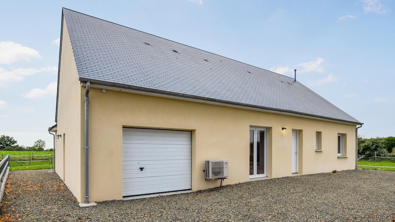 Photo of Others in Bacilly