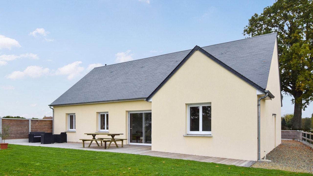 Photo of Others in Bacilly