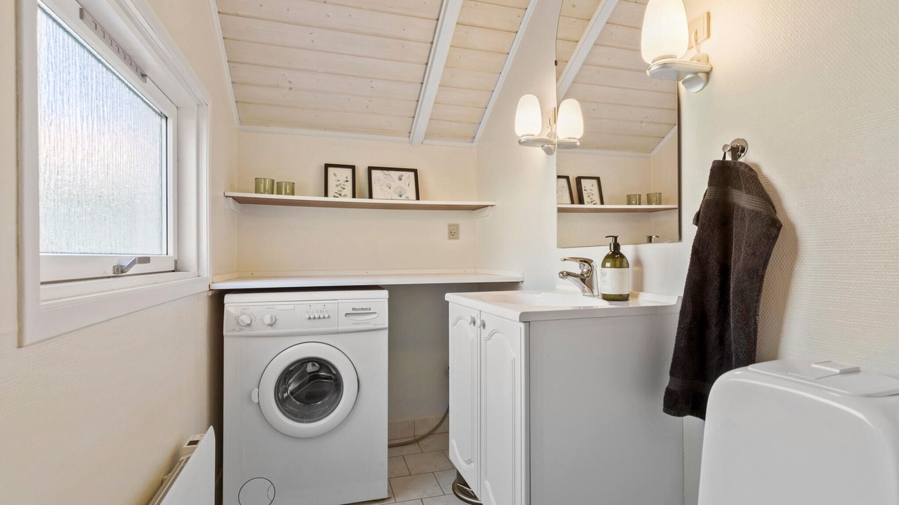 Photo of Bathroom in Femmøller