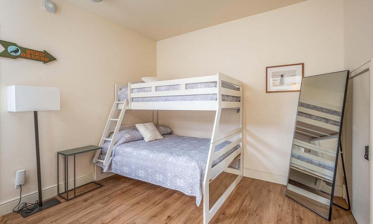 Photo of Bedroom in Broken Top