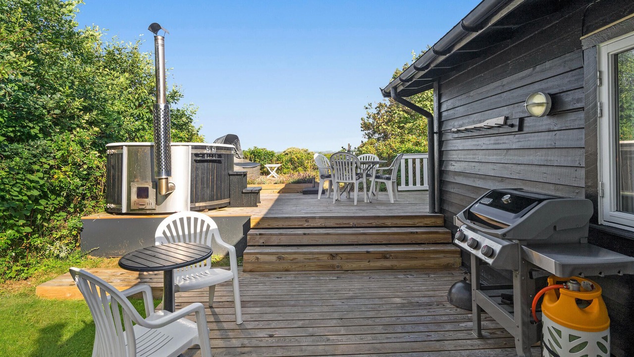 Photo of Others in Millinge