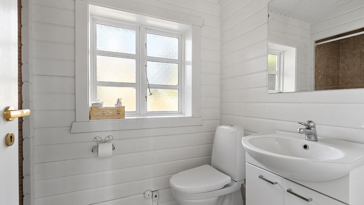 Photo of Bathroom in Tisvildeleje