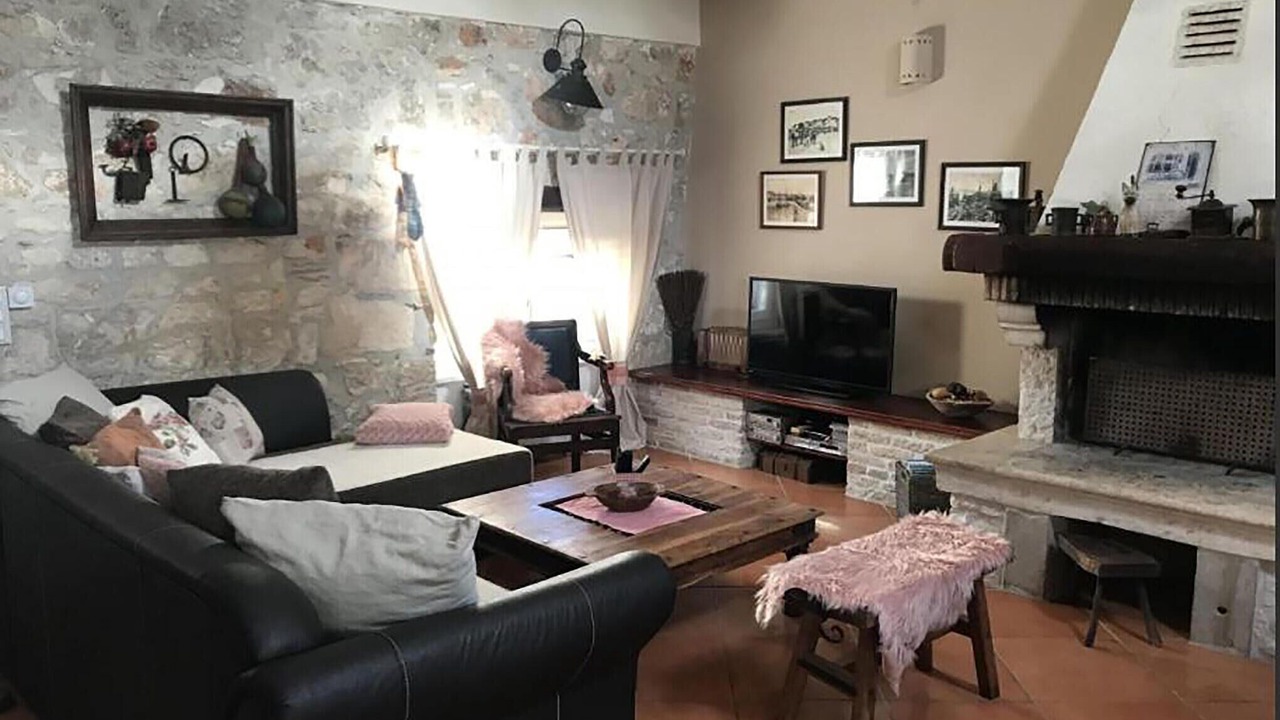 Photo of Bedroom in Fuskulin