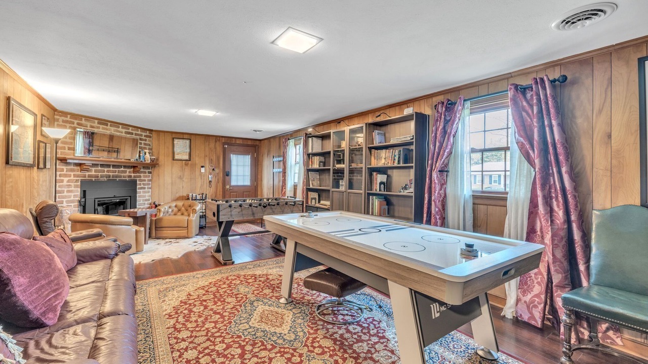 Photo of Bedroom in North Chesterfield