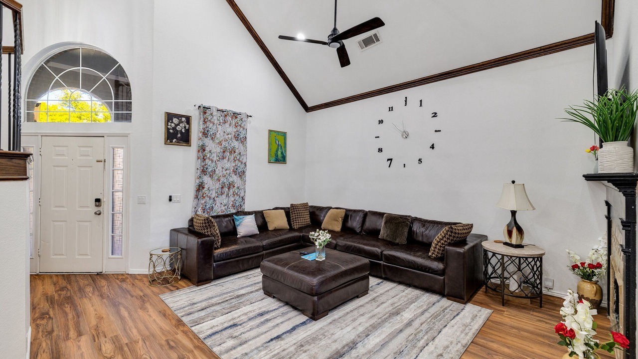 Photo of Livingroom in Frisco