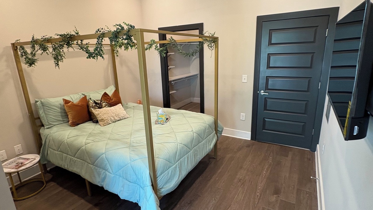 Photo of Bedroom in North Decatur