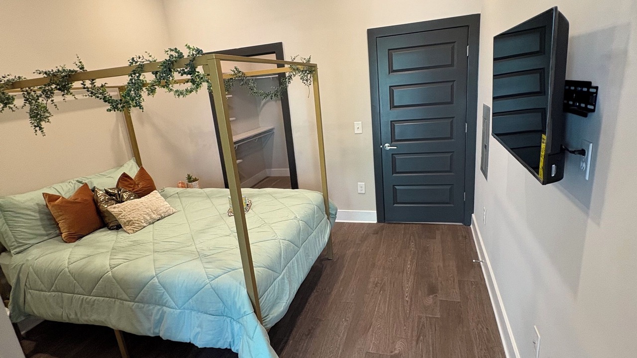 Photo of Bedroom in North Decatur