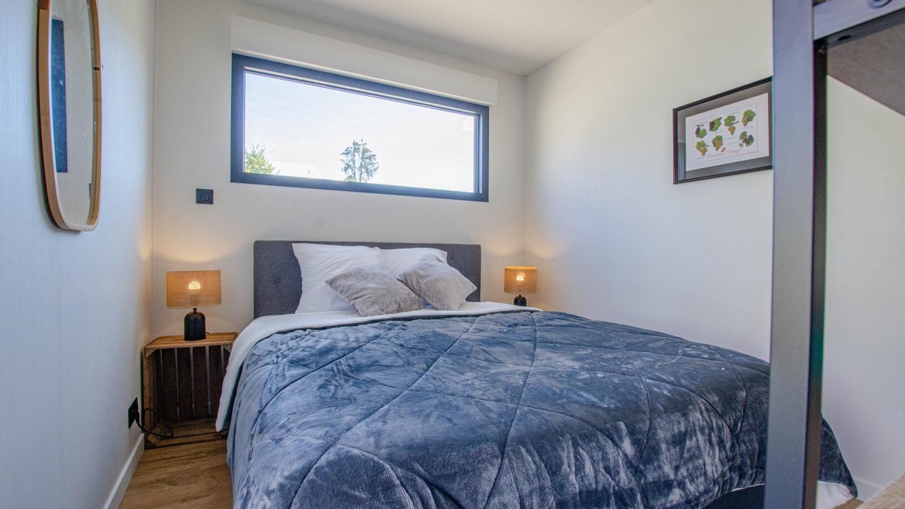 Photo of Bedroom in Arsonval