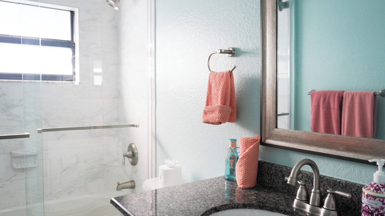 Photo of Bathroom in Sunset Park