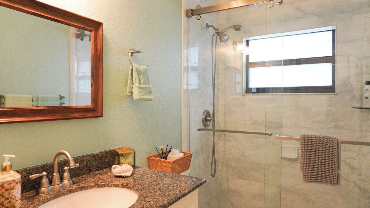 Photo of Bathroom in Sunset Park