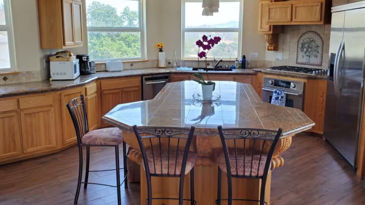 Photo of Kitchen in Oak Shores