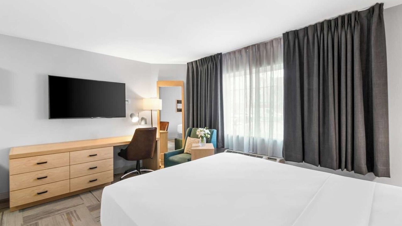 Photo of Bedroom in East Congress
