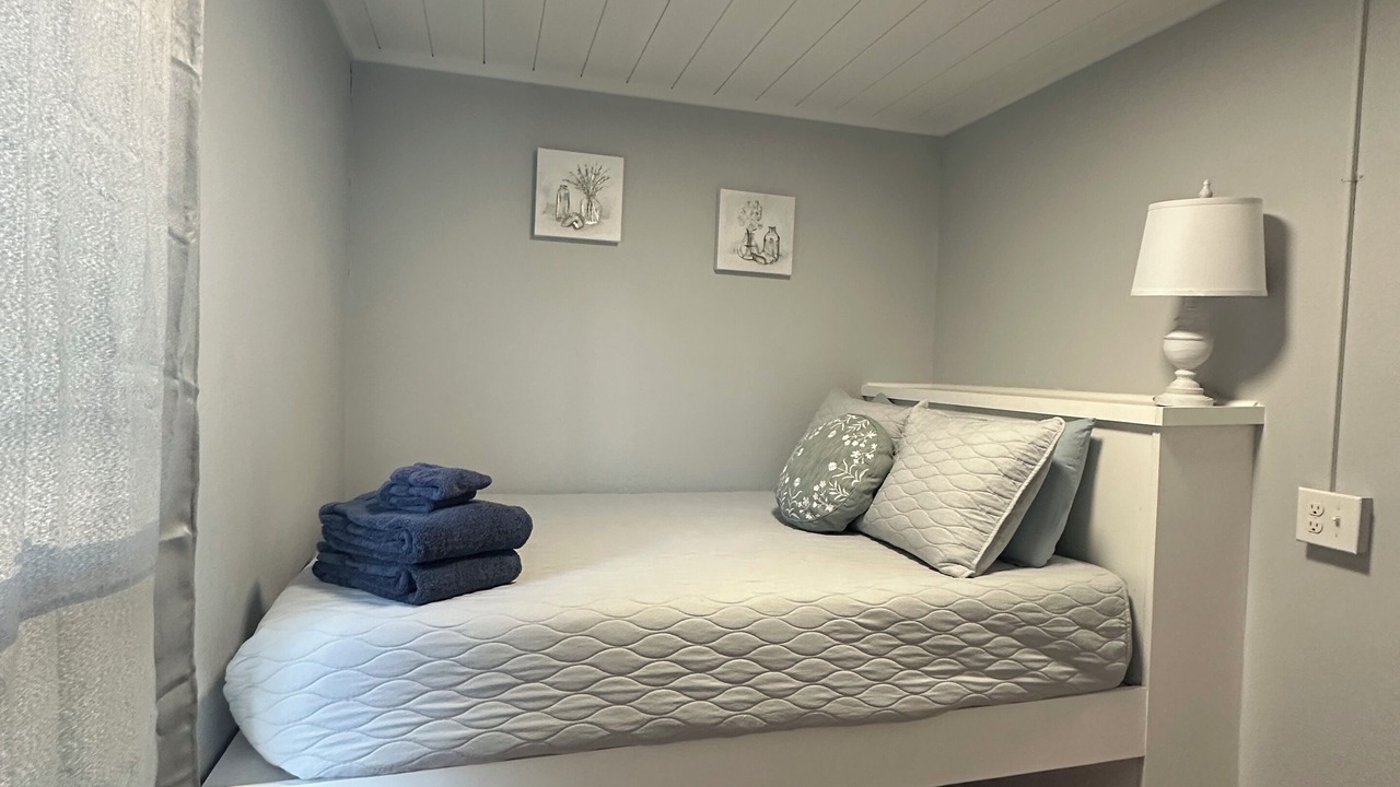 Photo of Bedroom in Cortland