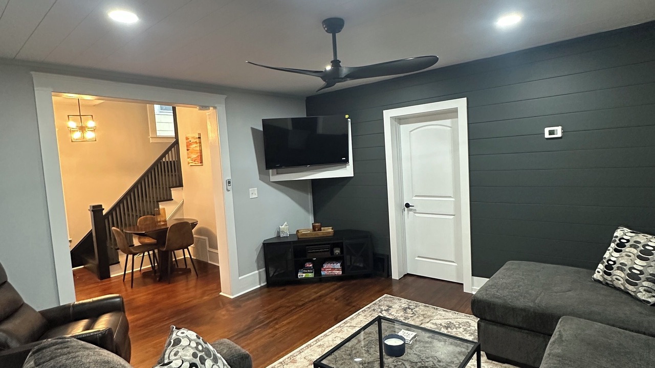 Photo of Livingroom in Cortland