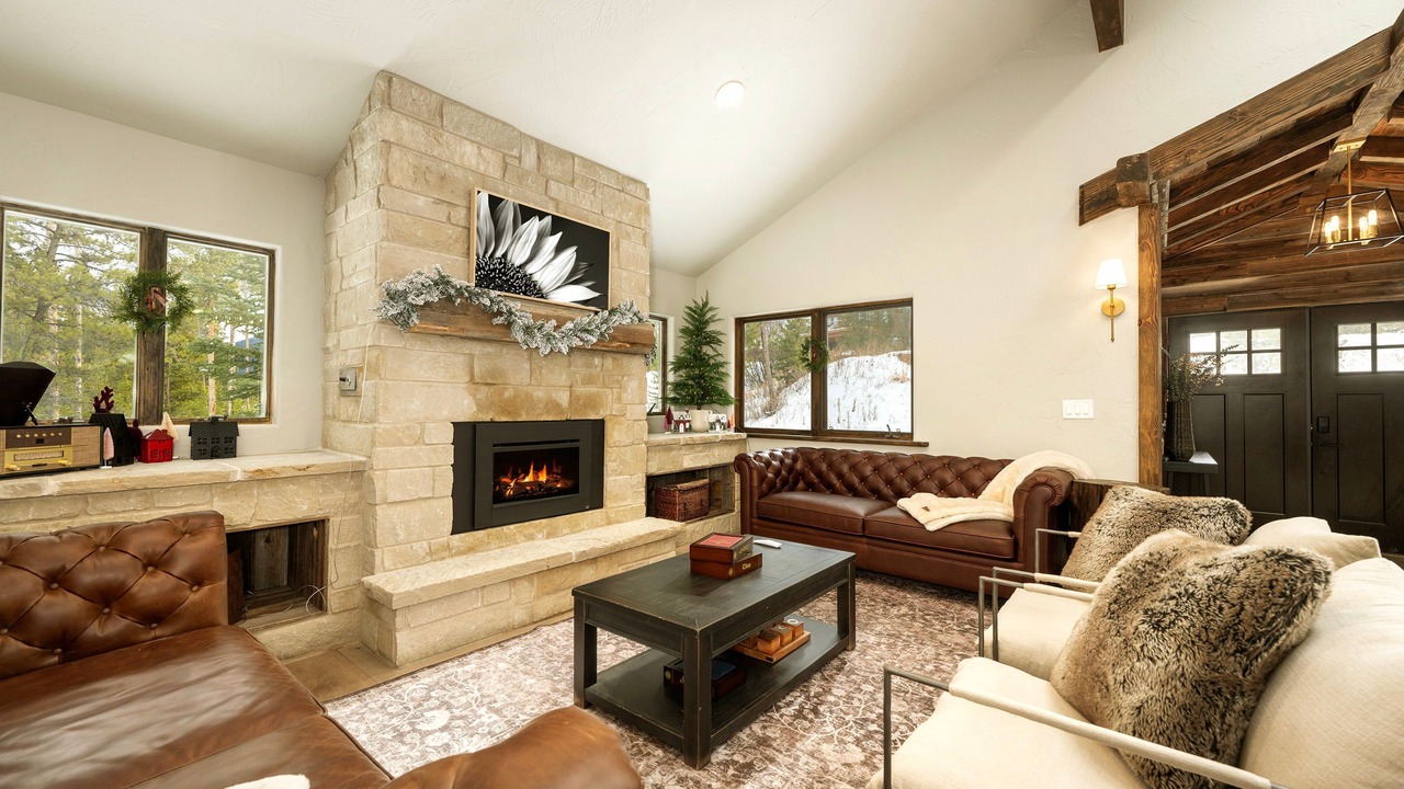 Photo of Livingroom in Fraser