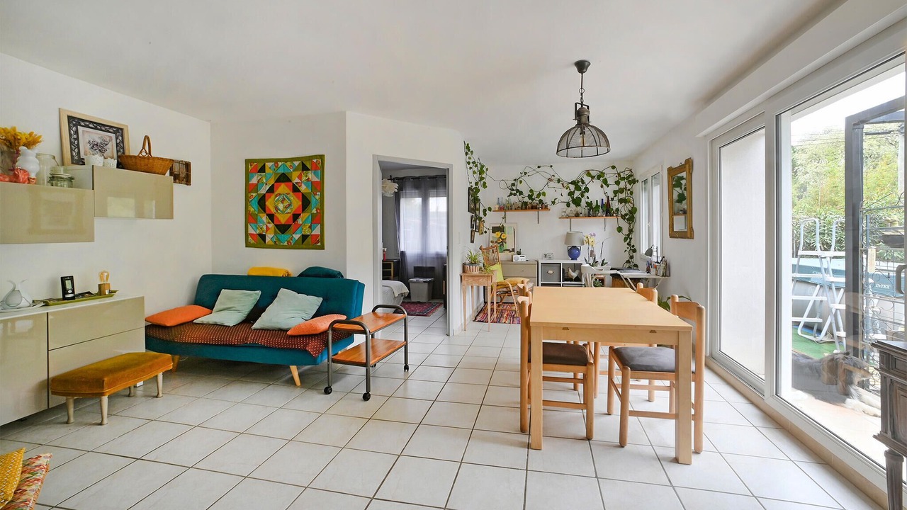 Photo of Bedroom in Serignan-du-Comtat