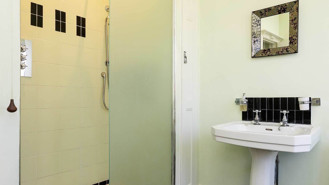 Photo of Bathroom in Balham