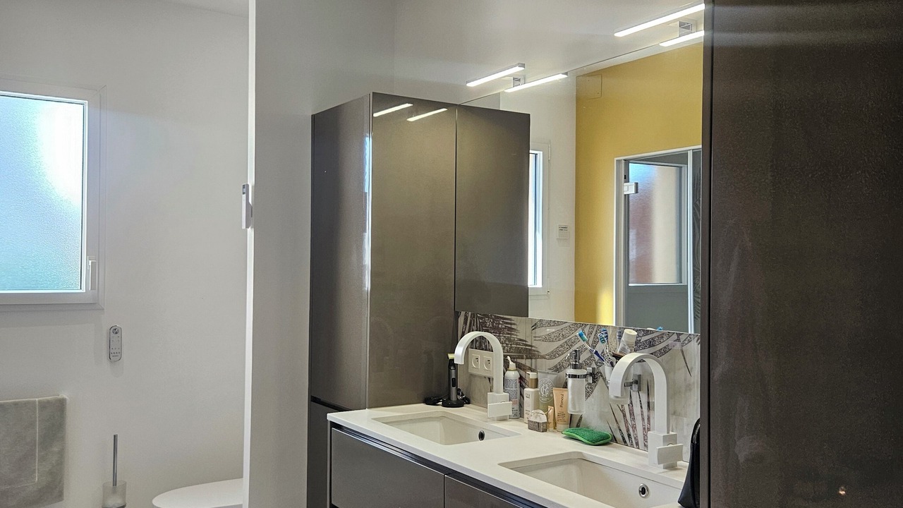 Photo of Bathroom in Saint-Avertin