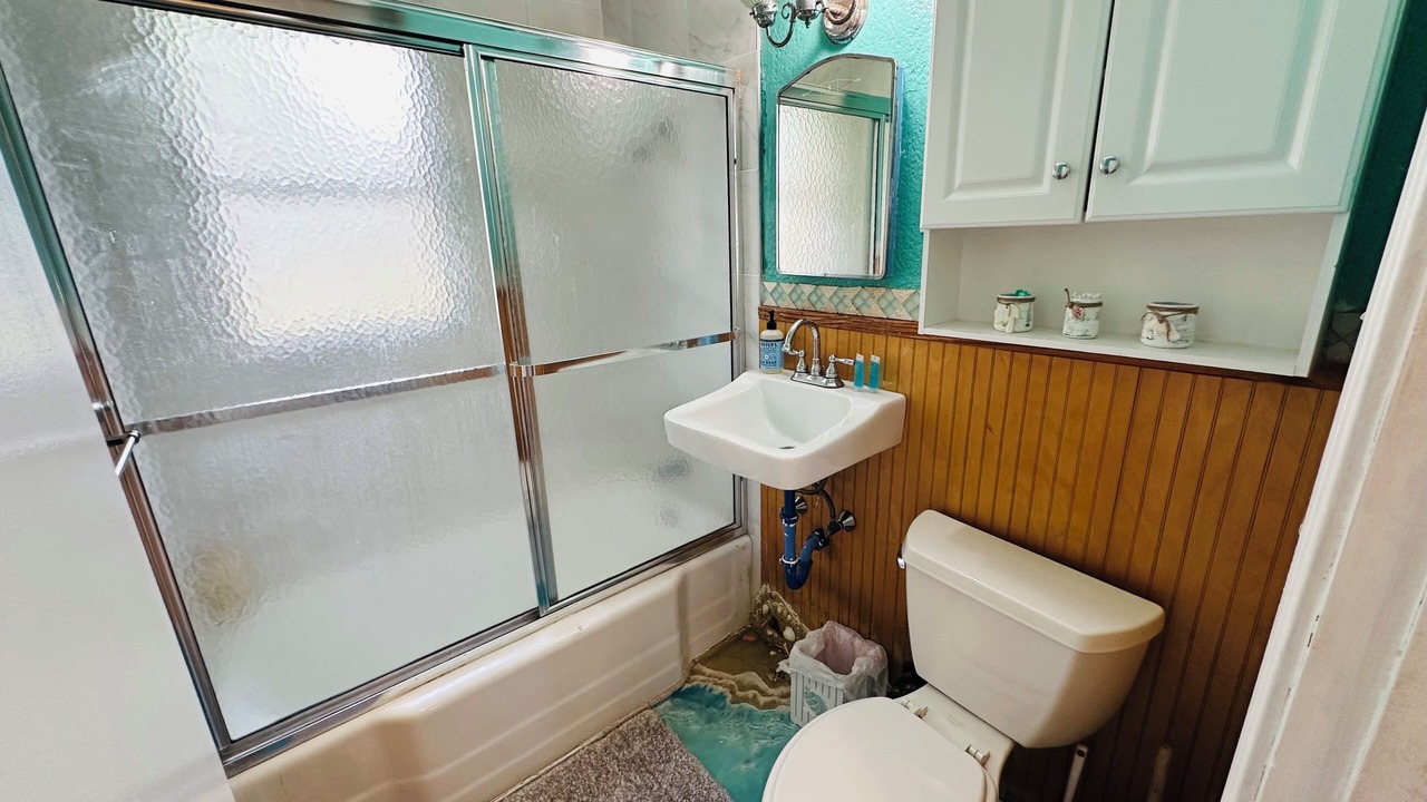 Photo of Bathroom in Palm Harbor