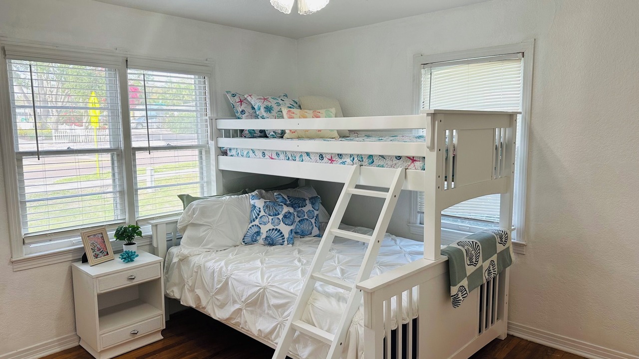 Photo of Bedroom in Palm Harbor