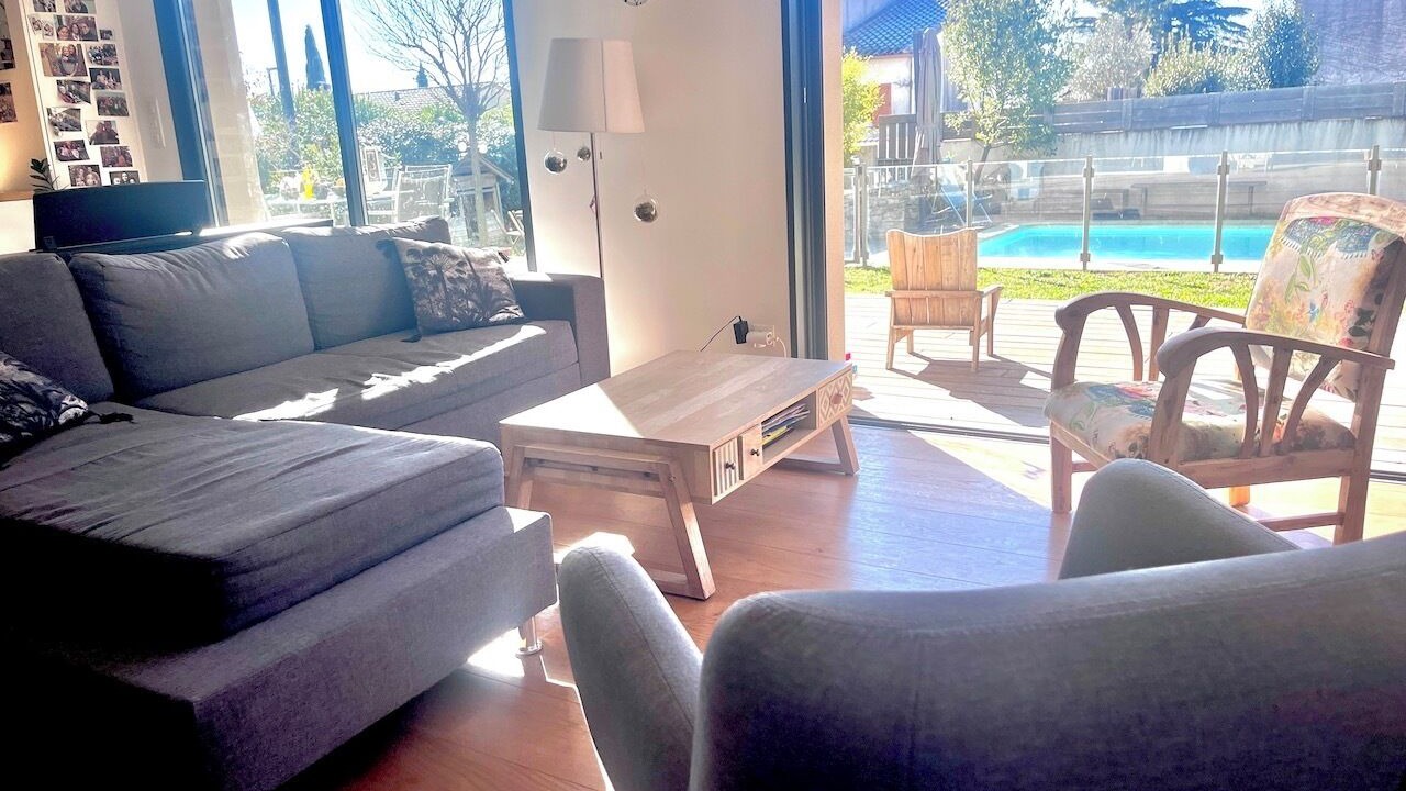 Photo of Livingroom in Teyran