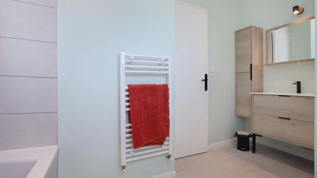 Photo of Bathroom in Saint-Meloir-des-Ondes