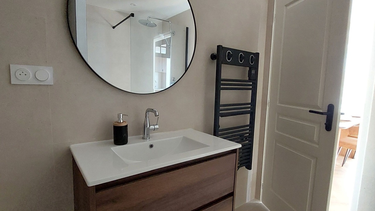 Photo of Bathroom in Rodez