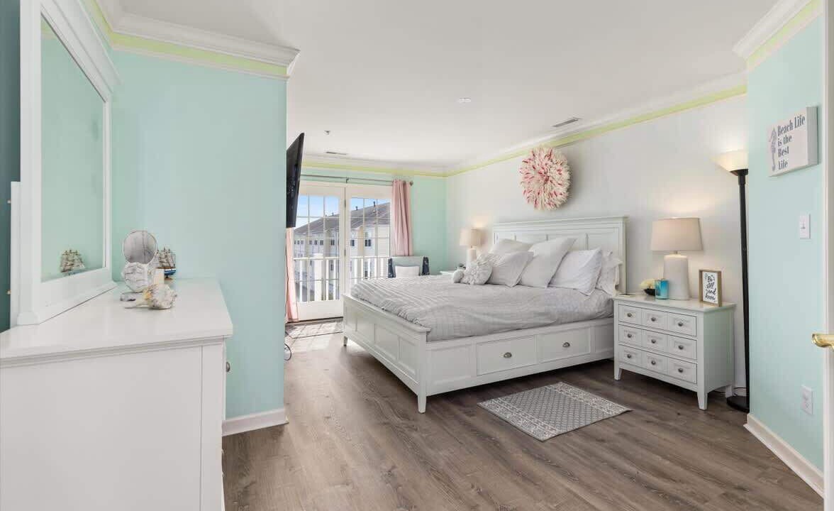 Photo of Others in Bayside