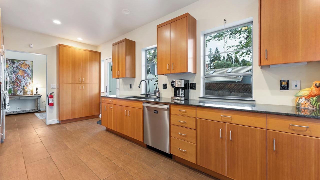 Photo of Kitchen in Sunset
