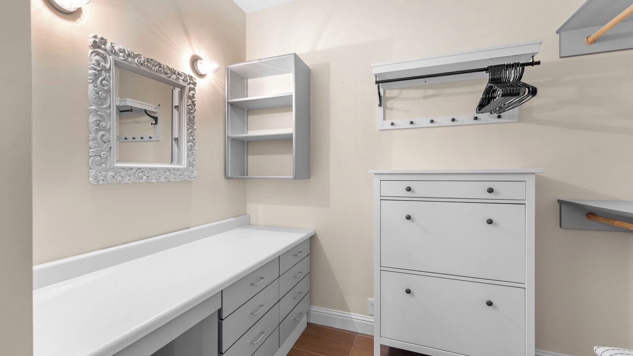 Photo of Bathroom in Sunset