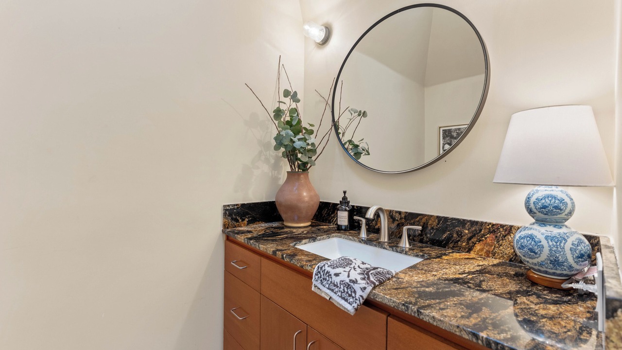 Photo of Bathroom in Sunset